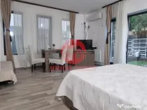 Studio Spatios cu Curte Proprie la Cativa Pasi de Mare, Mama