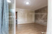 Apartament 2 camere, etaj 3 din 4 , cu balcon si parcare ,in