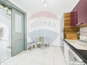 Casă / Vilă cocheta cu 3 camere - de vanzare - zona Bas...