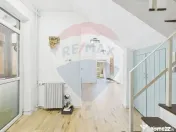 Casă / Vilă cocheta cu 3 camere - de vanzare - zona Bas...