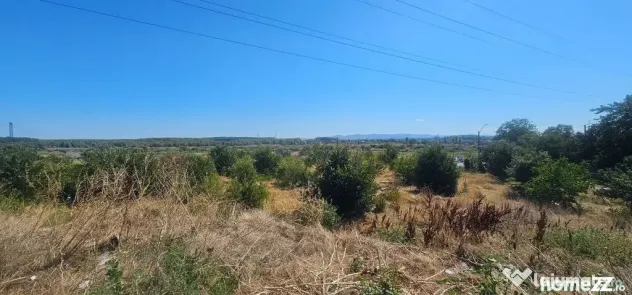 Teren intravilan 14.168 mp – pozitie excelenta la intra...
