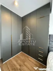 Apartament cu 2 camere, decomandat, loc suprateran, zona Soarelui 