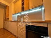 Apartament cu 2 camere, decomandat, loc suprateran, zona Soarelui 