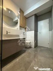 Apartament cu 2 camere, decomandat, loc suprateran, zona Soarelui 