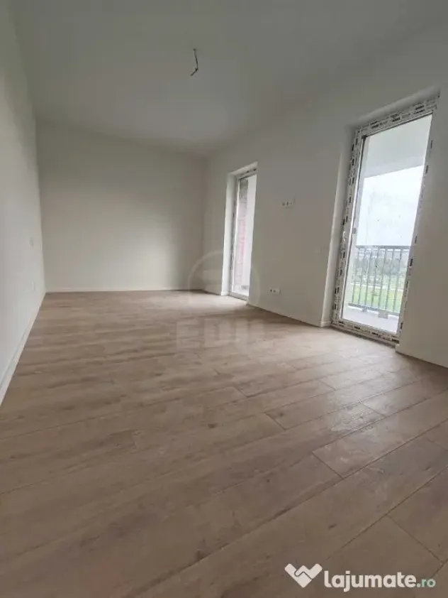 Apartament 2 camere semidecomandat zona Abatorului