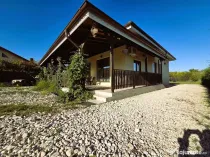 CASA TIP PENSIUNE (pret negociabil )