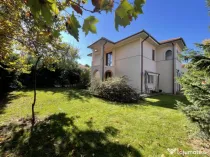 Curtea Domneasca, vilă individuală, 6 camere, 3 bai, garaj