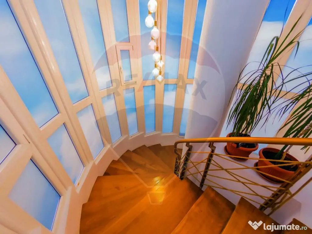 Vânzare spațiu comercial de 500 mp pe Bd. Traian, Baia ...