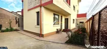 Apartament 3 camere intr o vila P 2E cu cate un apartament p