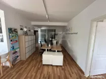 3 camere, Dorobanți, et. 2, an 2012, centrală, 86 mp, metr