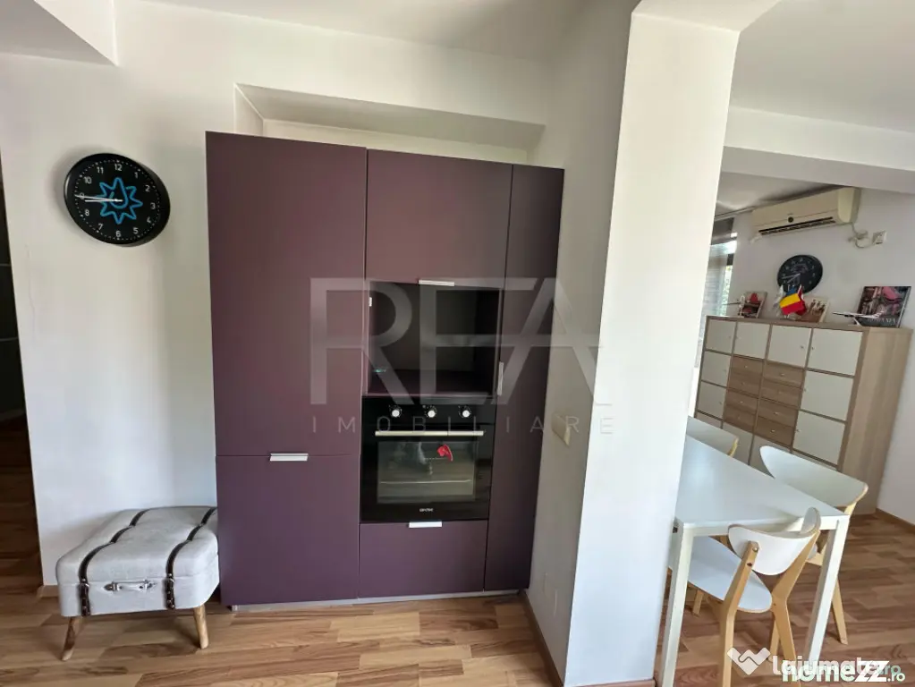 3 camere, Dorobanți, et. 2, an 2012, centrală, 86 mp, metr