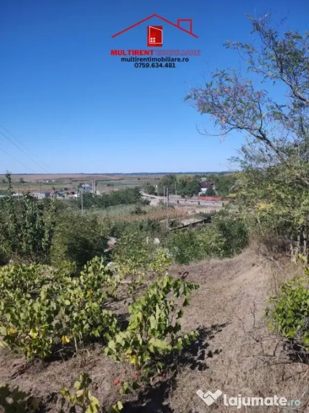 De vanzare teren 4.429 mp cu casa de in Malcoci!
