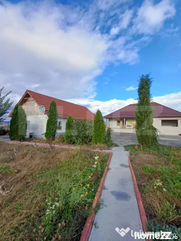 Exclusivitate!!! Doua proprietati, teren 3289 mp, Gligoresti - Luna (Cluj)