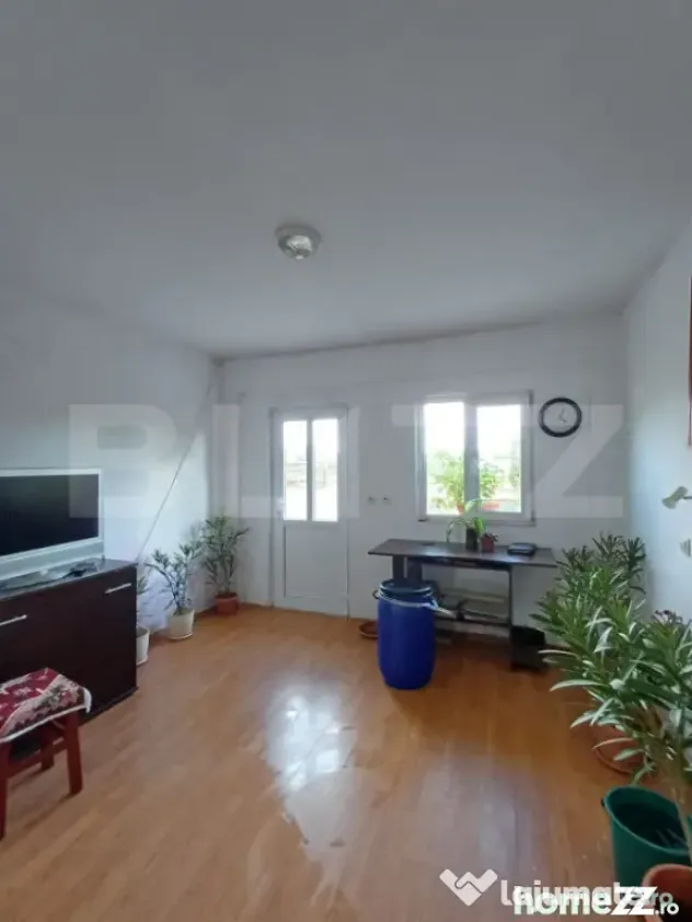 Exclusivitate!!! Doua proprietati, teren 3289 mp, Gligoresti - Luna (Cluj)