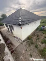 Casa moderna pe parter, semifinisata, teren 500 mp – Apahi