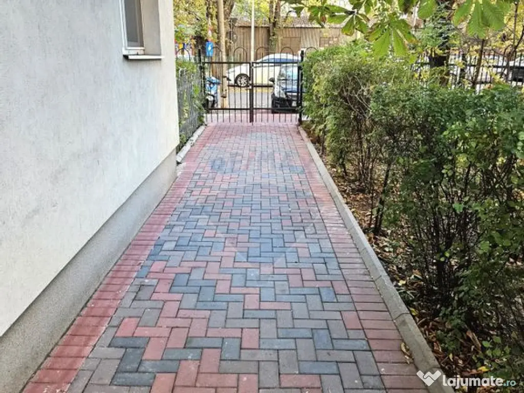 Apartament 3 camere Basarabia 64 mp | Metrou | Bloc reabi...