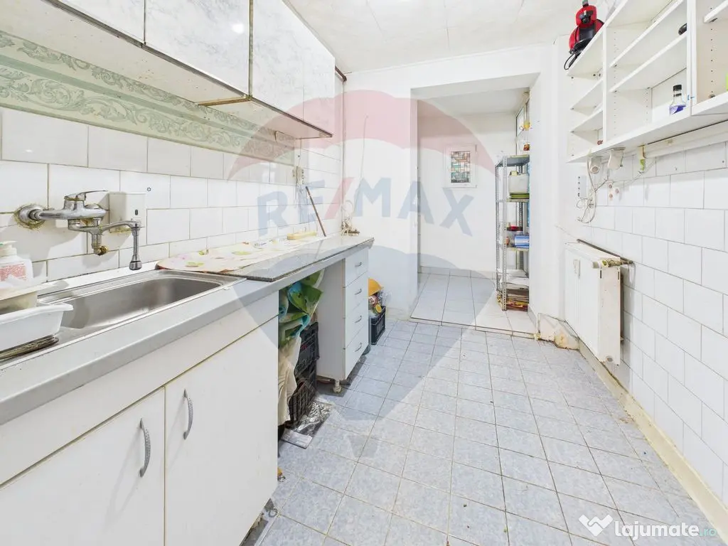 Apartament 3 camere Basarabia 64 mp | Metrou | Bloc reabi...