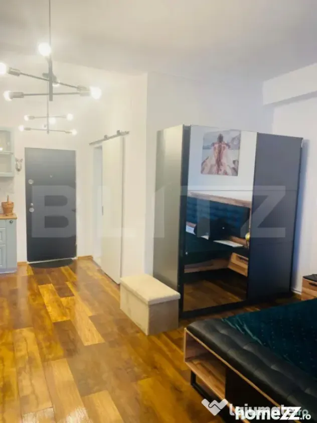 Garsonieră modernă, complet utilată și finisată cu gust - Brasov (Brasov)