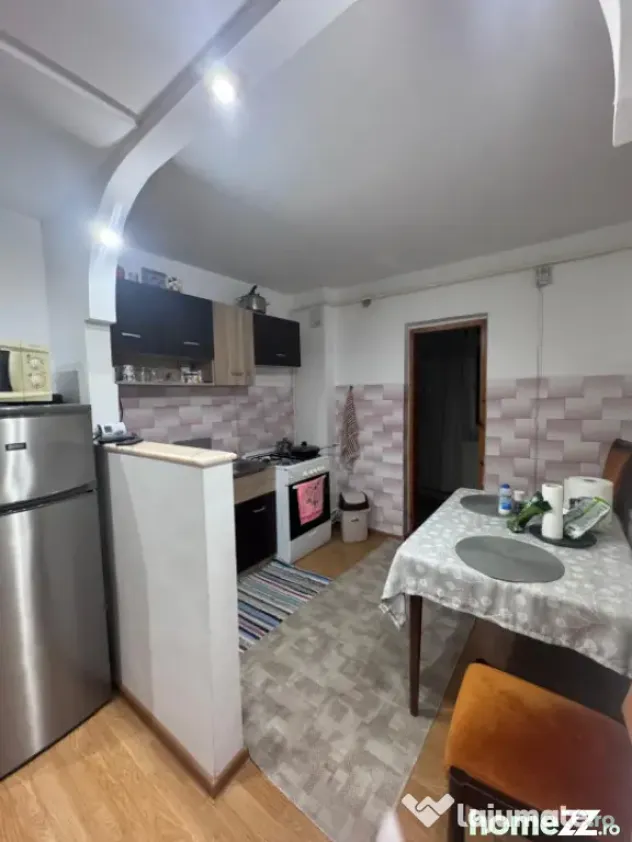 Apartament mobilat si utilat, etaj intermediar, Siret