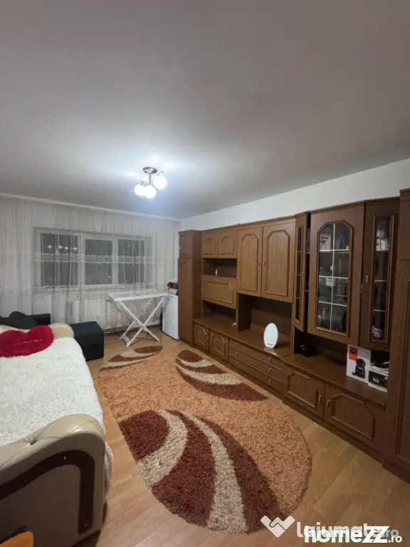 Apartament mobilat si utilat, etaj intermediar, Siret