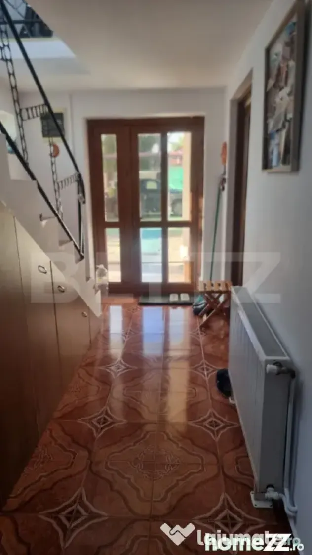 CASA VILA 186 mp/teren livada 1600 mp - Cocorastii Colt (Prahova)