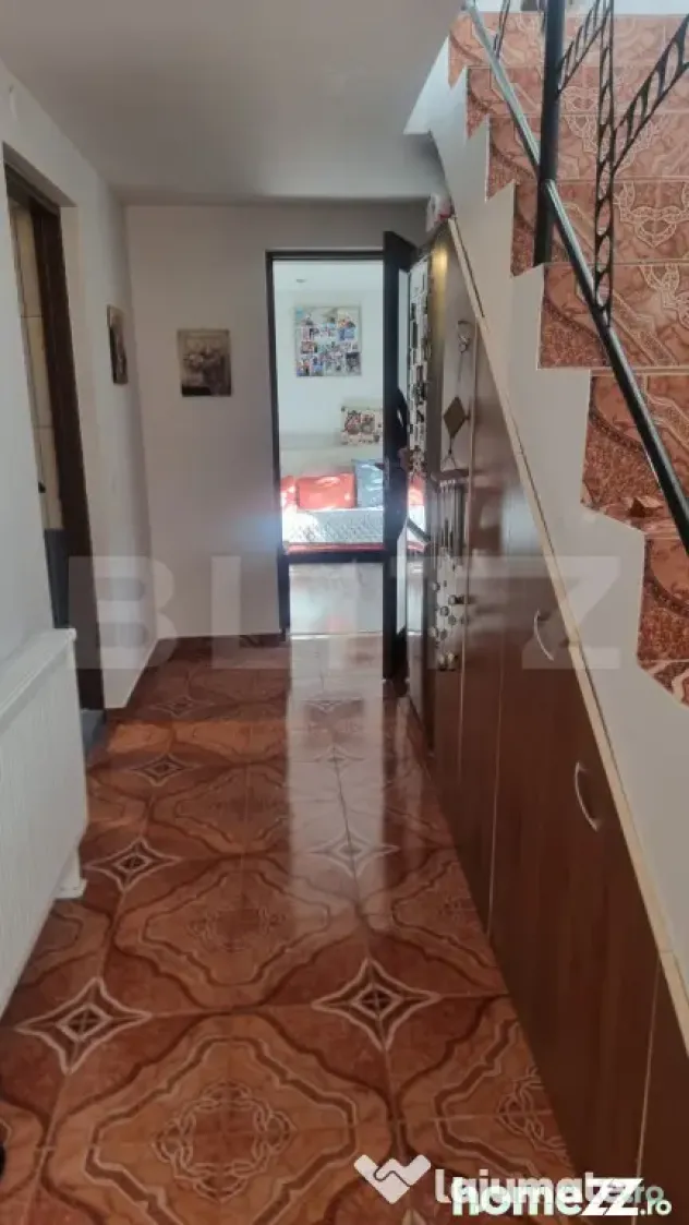 CASA VILA 186 mp/teren livada 1600 mp - Cocorastii Colt (Prahova)