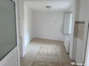 Centrul Vechi , Peninsula , 4 camere ,parter 