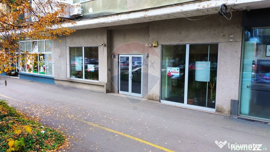 ULTRACENTRAL - Spatiu comercial
