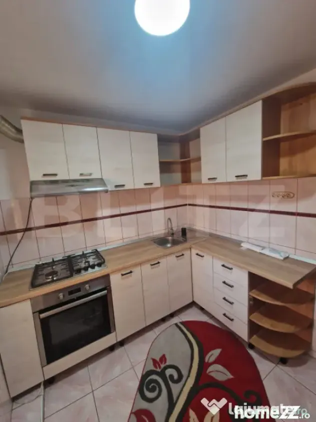 Apartament 3 camere, 63 mp, decomandat, zona Obcini