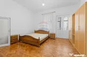 Casă spațioasă de închiriat pe Malul Mureșului