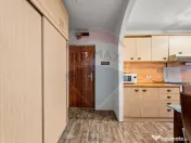 Apartament cu 3 camere de închiriat - zona Boul Rosu 