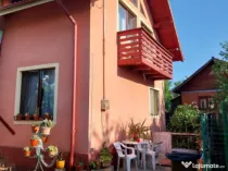 Vilă 7 camere, 200 mp, zona Măneciu Pământeni