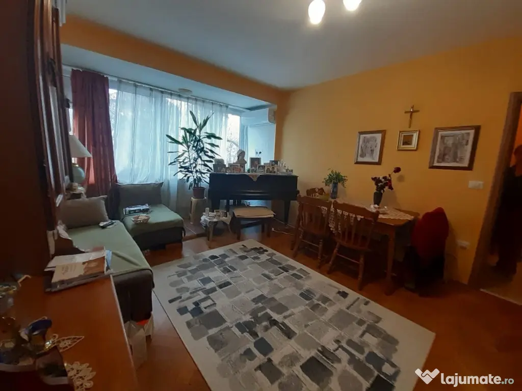 Cosbuc, 3 camere, etaj 2