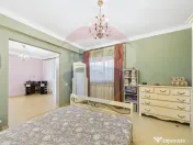 Apartament cu 2 camere de vânzare pe strada Londra in zo...
