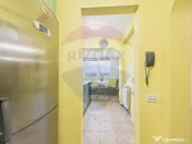 Apartament cu 2 camere de vânzare pe strada Londra in zo...