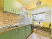 Apartament cu 2 camere de vânzare pe strada Londra in zo...