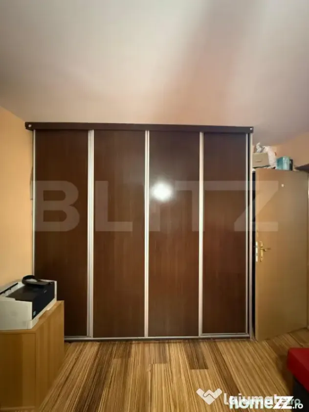 Apartament 4 camere, 80 mp 1986 ,mobilat/utilat, zona Maras