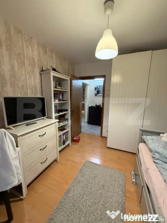 Apartament 4 camere, 80 mp 1986 ,mobilat/utilat, zona Maras