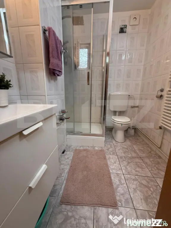 Apartament 4 camere, 80 mp 1986 ,mobilat/utilat, zona Maras