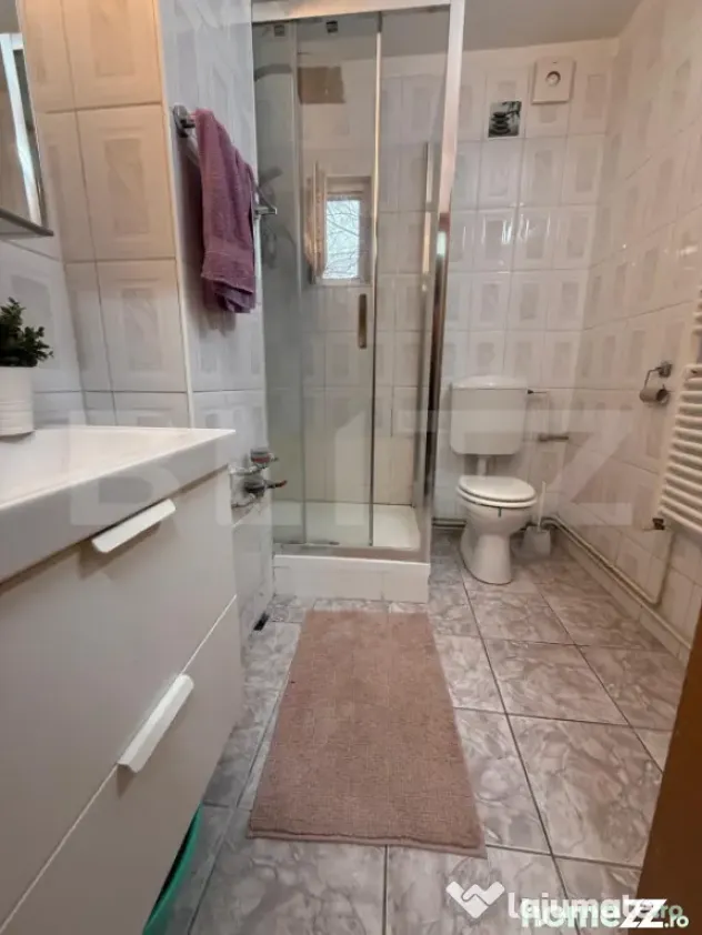 Apartament 4 camere, 80 mp 1986 ,mobilat/utilat, zona Maras