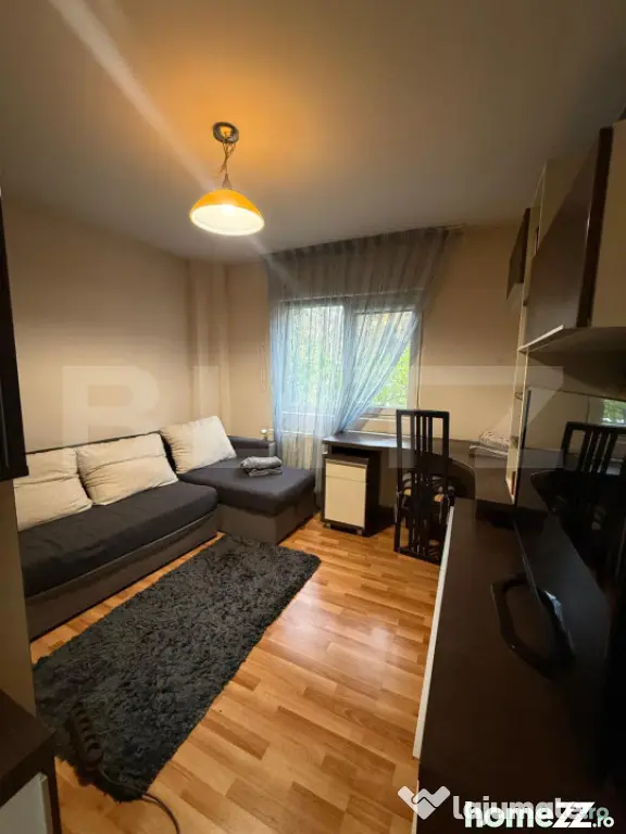 Apartament 4 camere, 80 mp 1986 ,mobilat/utilat, zona Maras