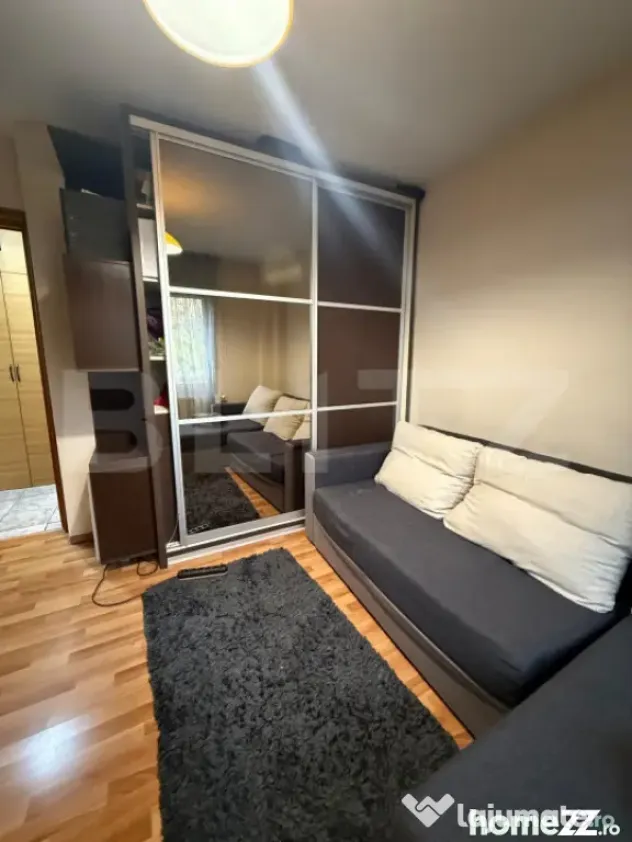 Apartament 4 camere, 80 mp 1986 ,mobilat/utilat, zona Maras