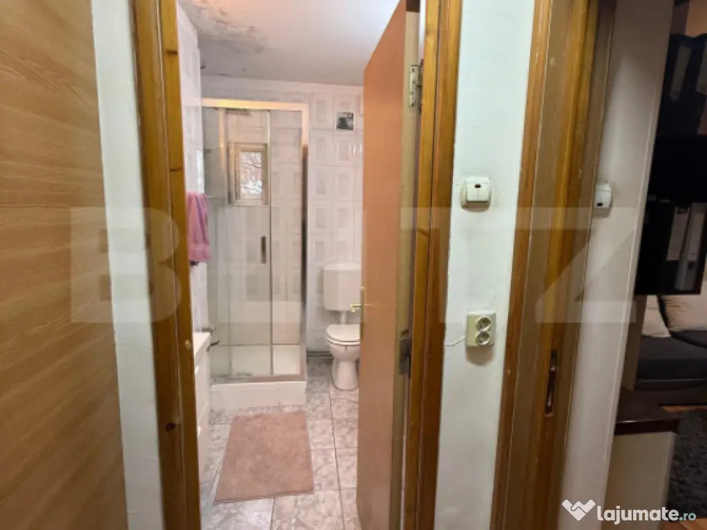 Apartament 4 camere, 80 mp, mobilat/utilat, zona Vest