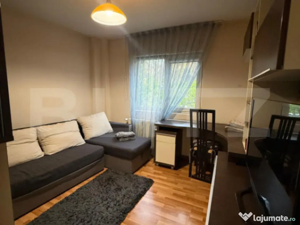 Apartament 4 camere, 80 mp, mobilat/utilat, zona Vest