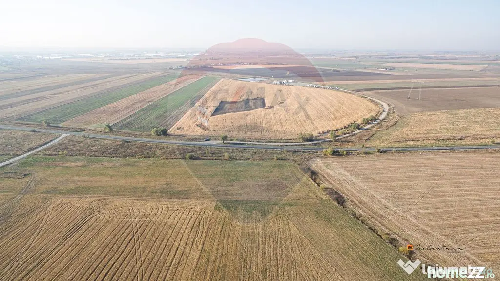 De vânzare teren intravilan 39,016mp, lângă cartierul ...