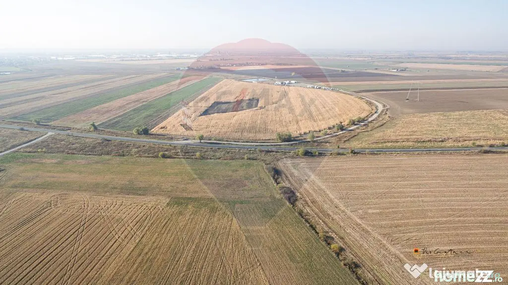 De vânzare teren intravilan 39,016mp, lângă cartierul ...