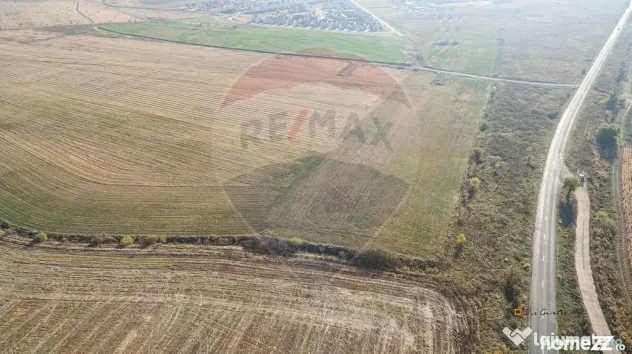 De vânzare teren intravilan 39,016mp, lângă cartierul ...
