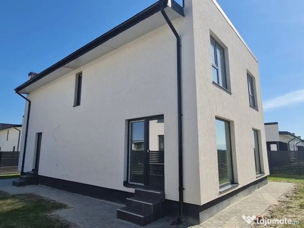 Casa individuala 4 camere 3 bai garaj Cartier Izvor Tarlu...