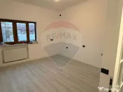 VANZARE Apartament cu 3 camere in zona Dacia 