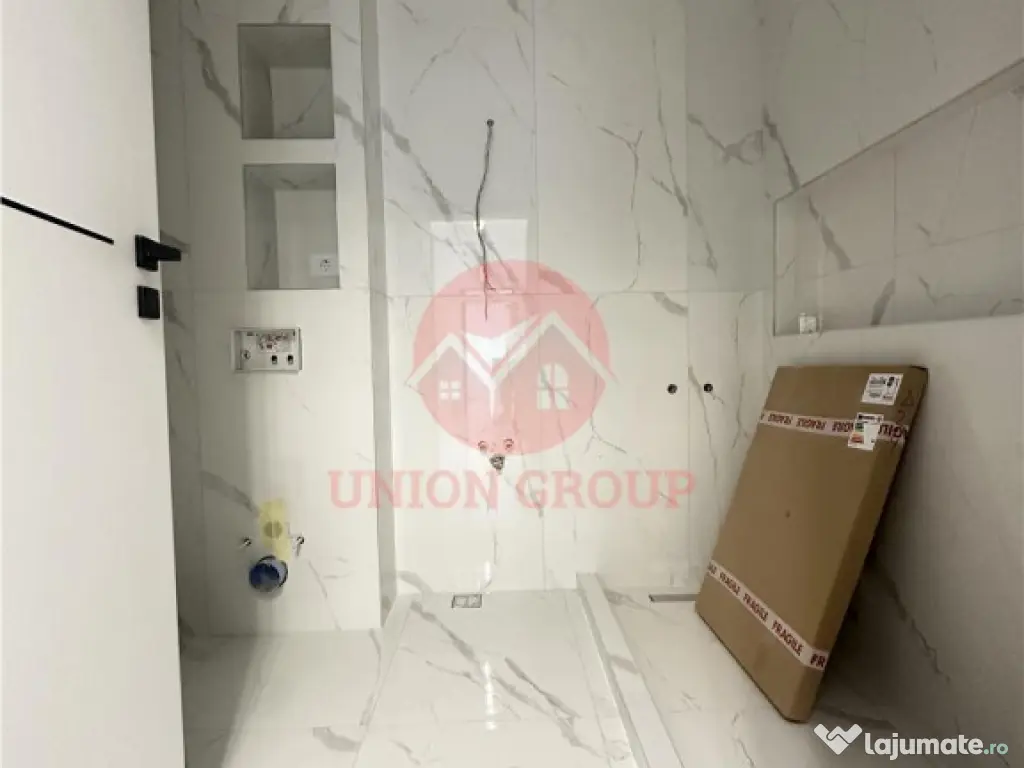 Apartament 2 Camere 75 mp La Alb, Loc de Parcare Inclus, Zo